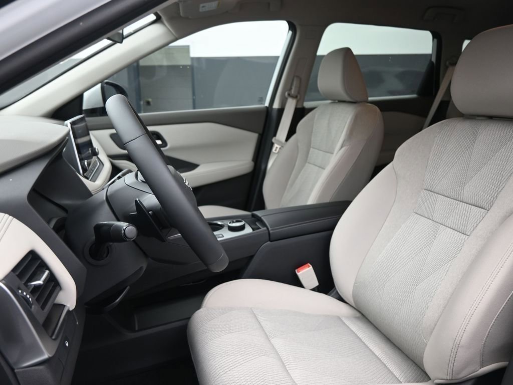 New 2025 Nissan Rogue SV image 11