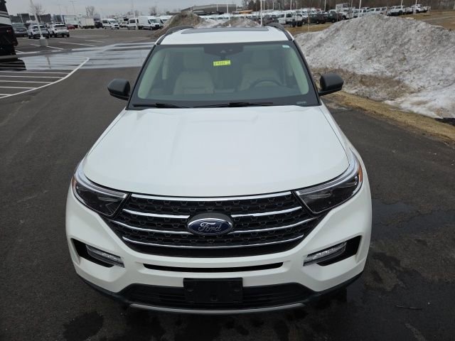 Certified 2023 Ford Explorer XLT w/ Equipment Group 202A image 18