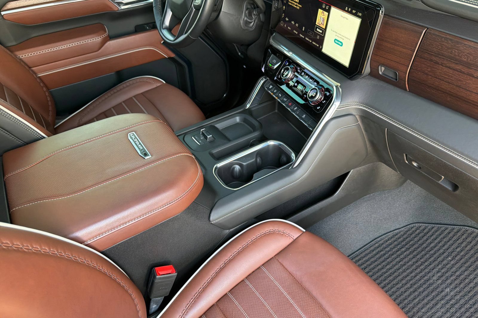 Used 2024 GMC Sierra 2500 Denali Ultimate w/ Max Trailering Package AWD/4WD image 19