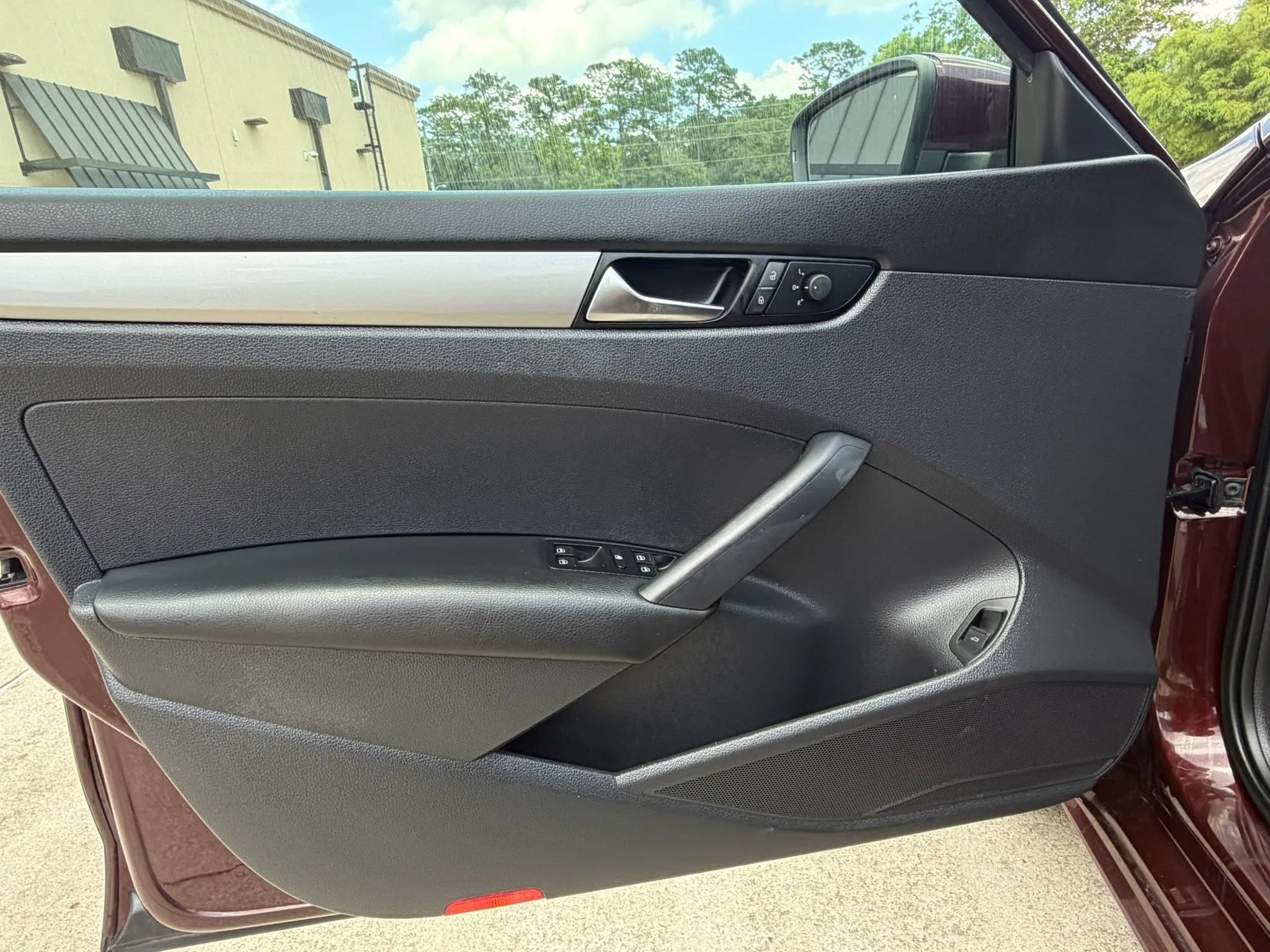 Used 2014 Volkswagen Passat 2.5 S FWD image 12