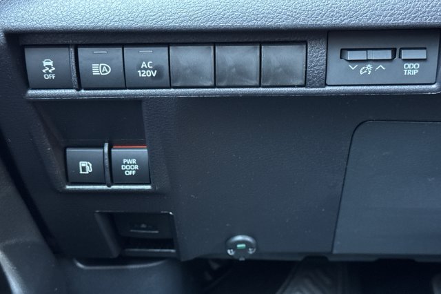 New 2026 Toyota Sienna XLE AWD/4WD image 31