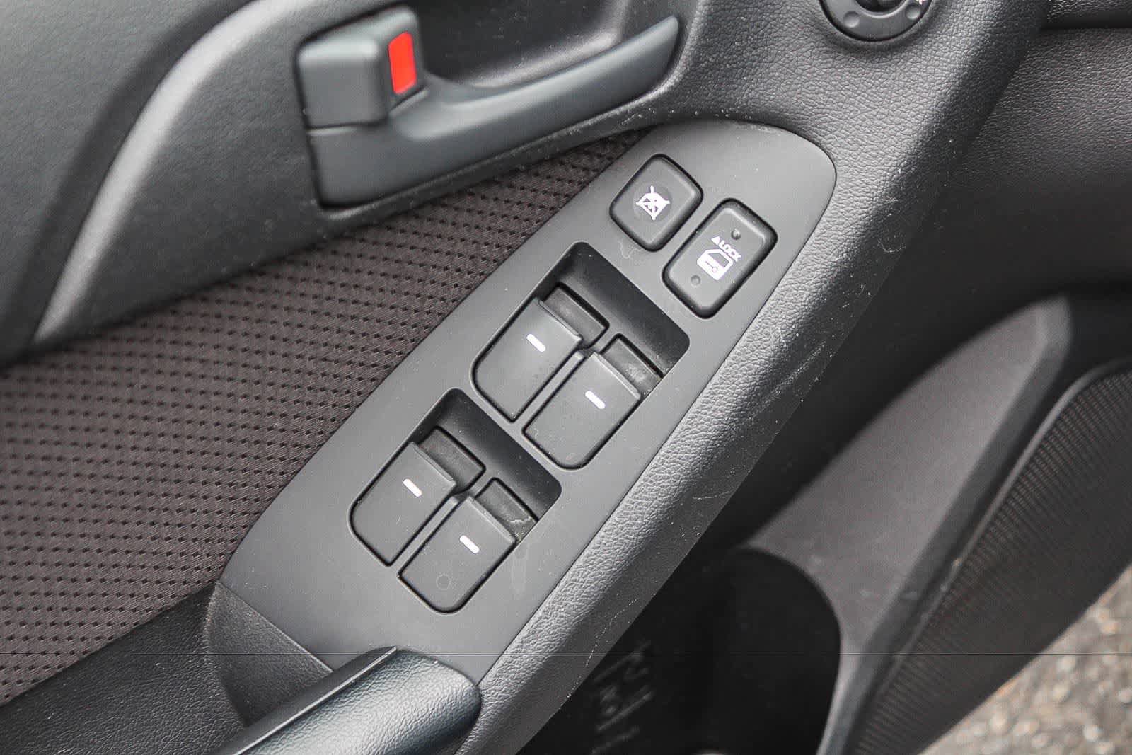 Used 2012 Kia Forte EX FWD image 27