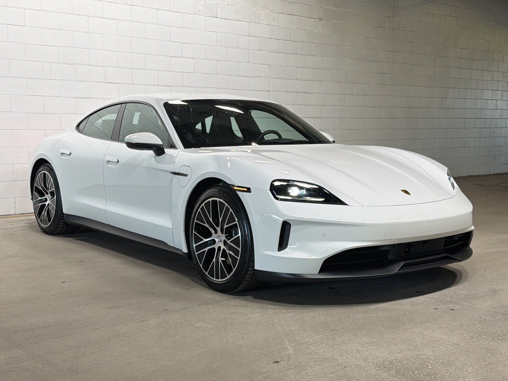 Certified 2025 Porsche Taycan RWD image 6