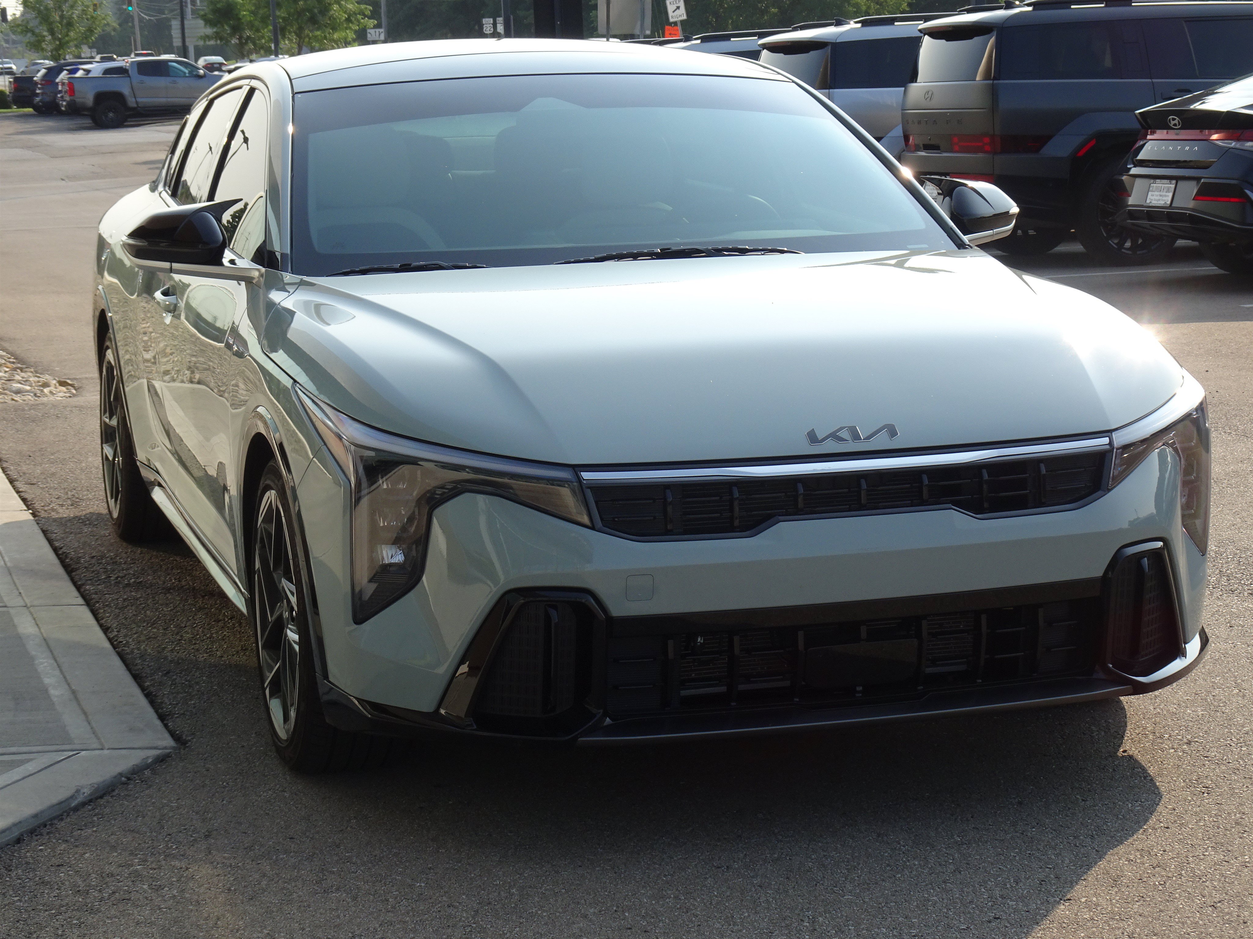 Used 2026 Kia K4 GT-Line w/ GT-Line Premium Package FWD image 6