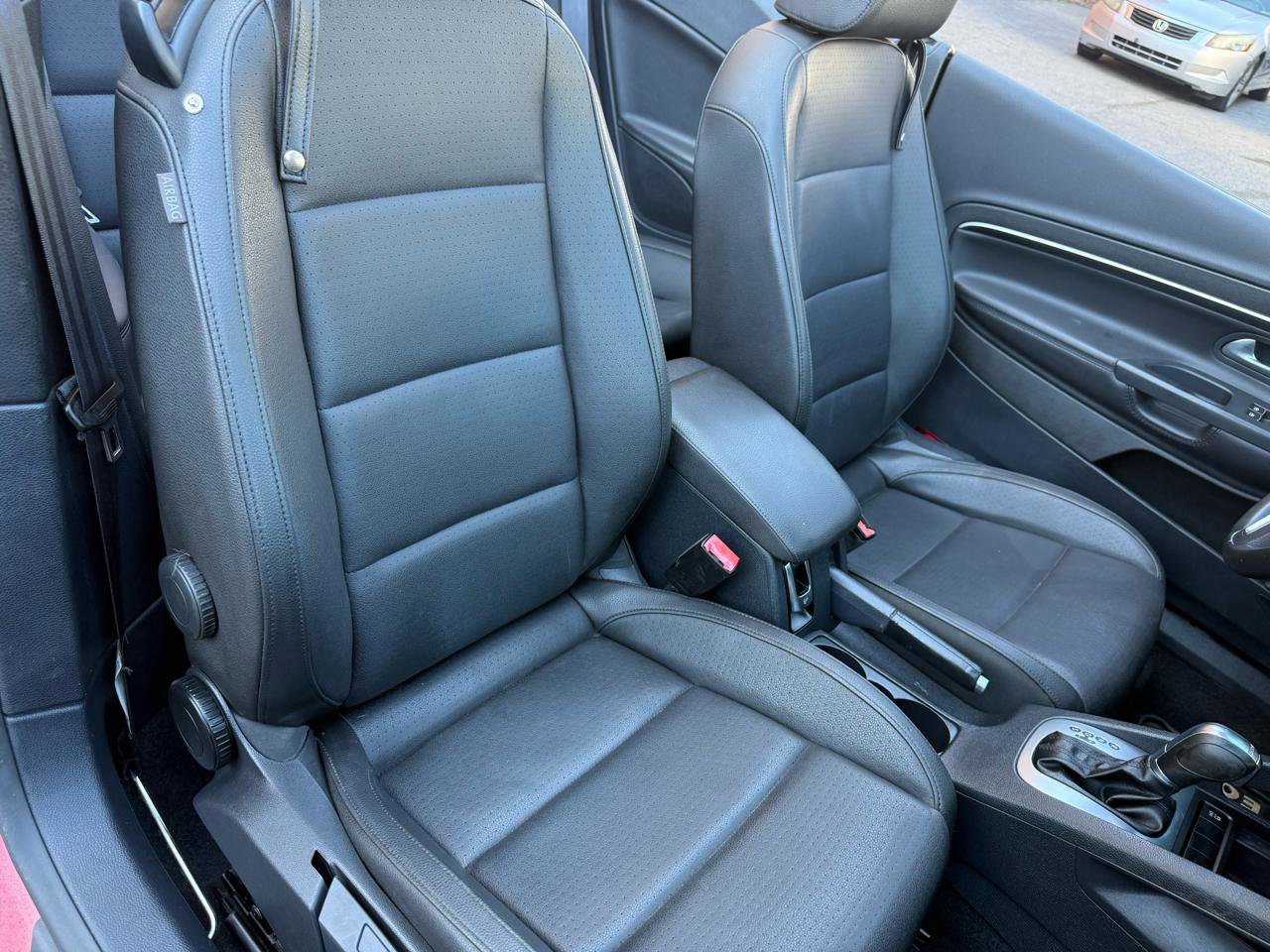 Used 2013 Volkswagen Eos Komfort FWD image 14