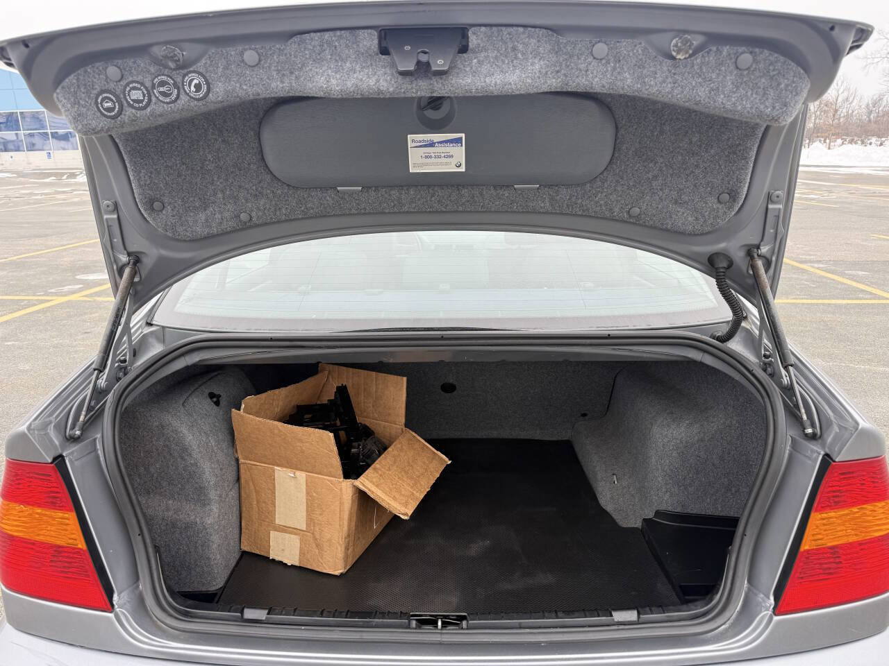 Used 2005 BMW 325xi 325xi AWD 4dr Sedan image 19