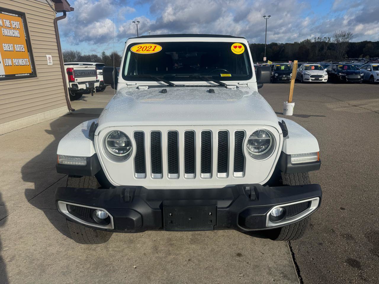 Used 2021 Jeep Wrangler Unlimited Sahara w/ Dual Top Group AWD/4WD image 2