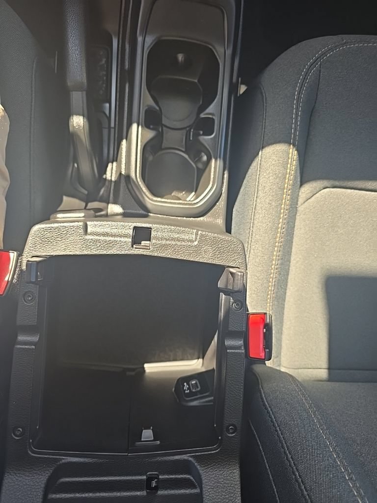 New 2025 Jeep Gladiator Sport AWD/4WD image 31