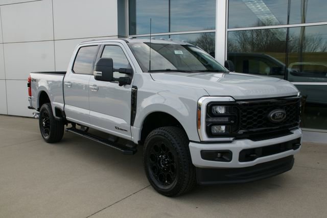 New 2026 Ford F350 XLT w/ XLT Premium Package AWD/4WD image 2