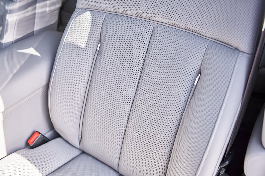 Used 2025 Rolls-Royce Phantom image 53