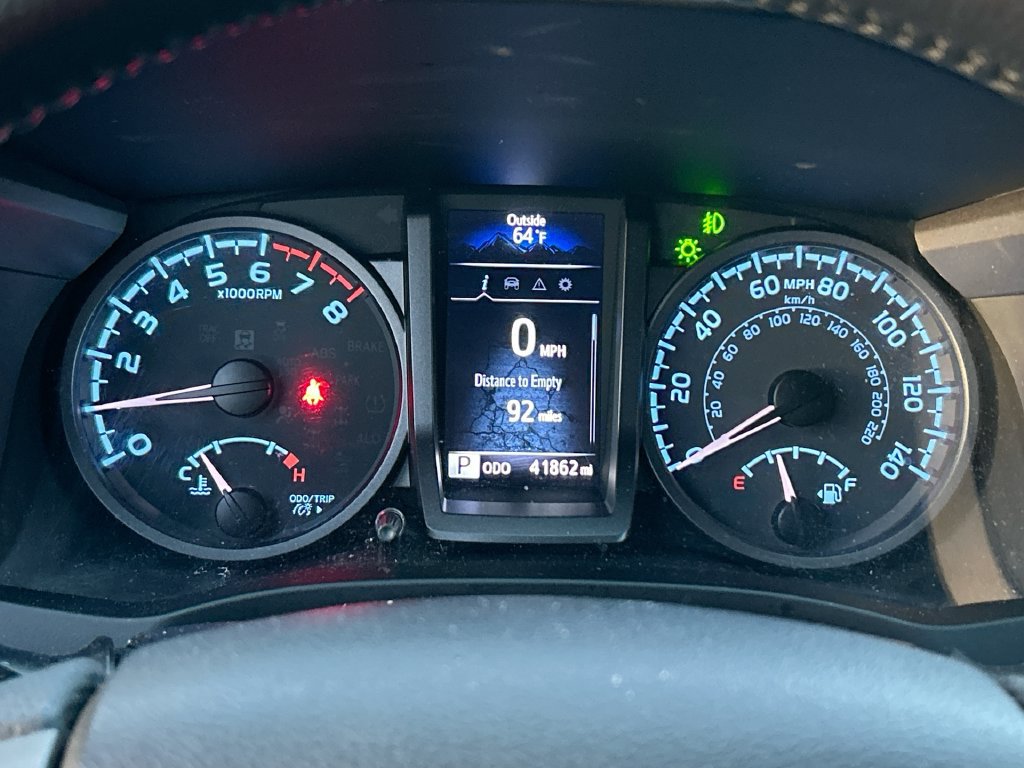 Used 2022 Toyota Tacoma TRD Sport w/ Technology Package RWD image 22