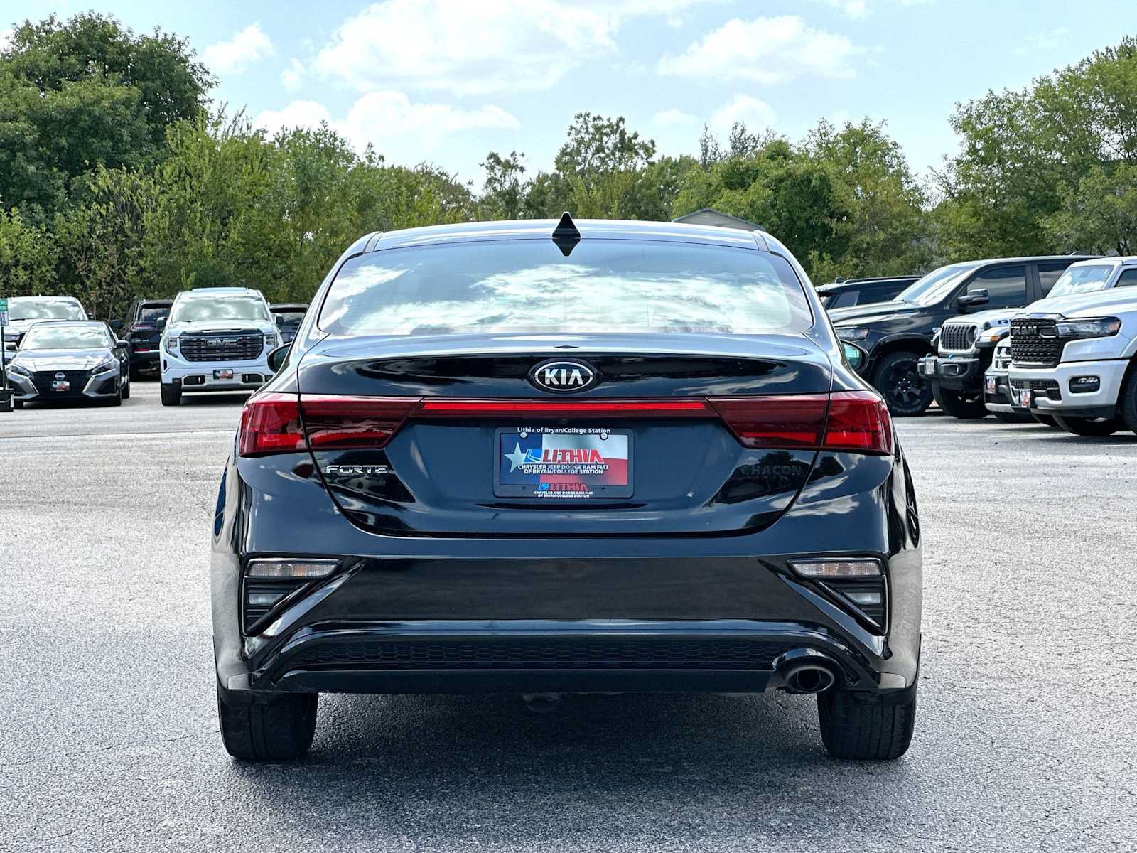 Used 2021 Kia Forte LXS FWD image 14