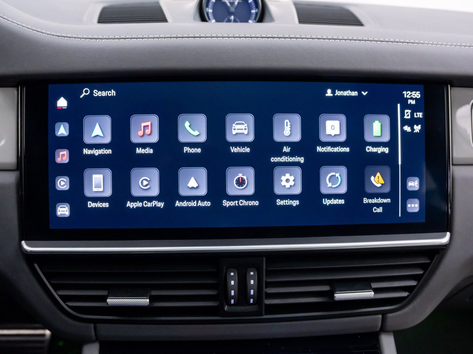 Certified 2023 Porsche Cayenne Turbo S image 24