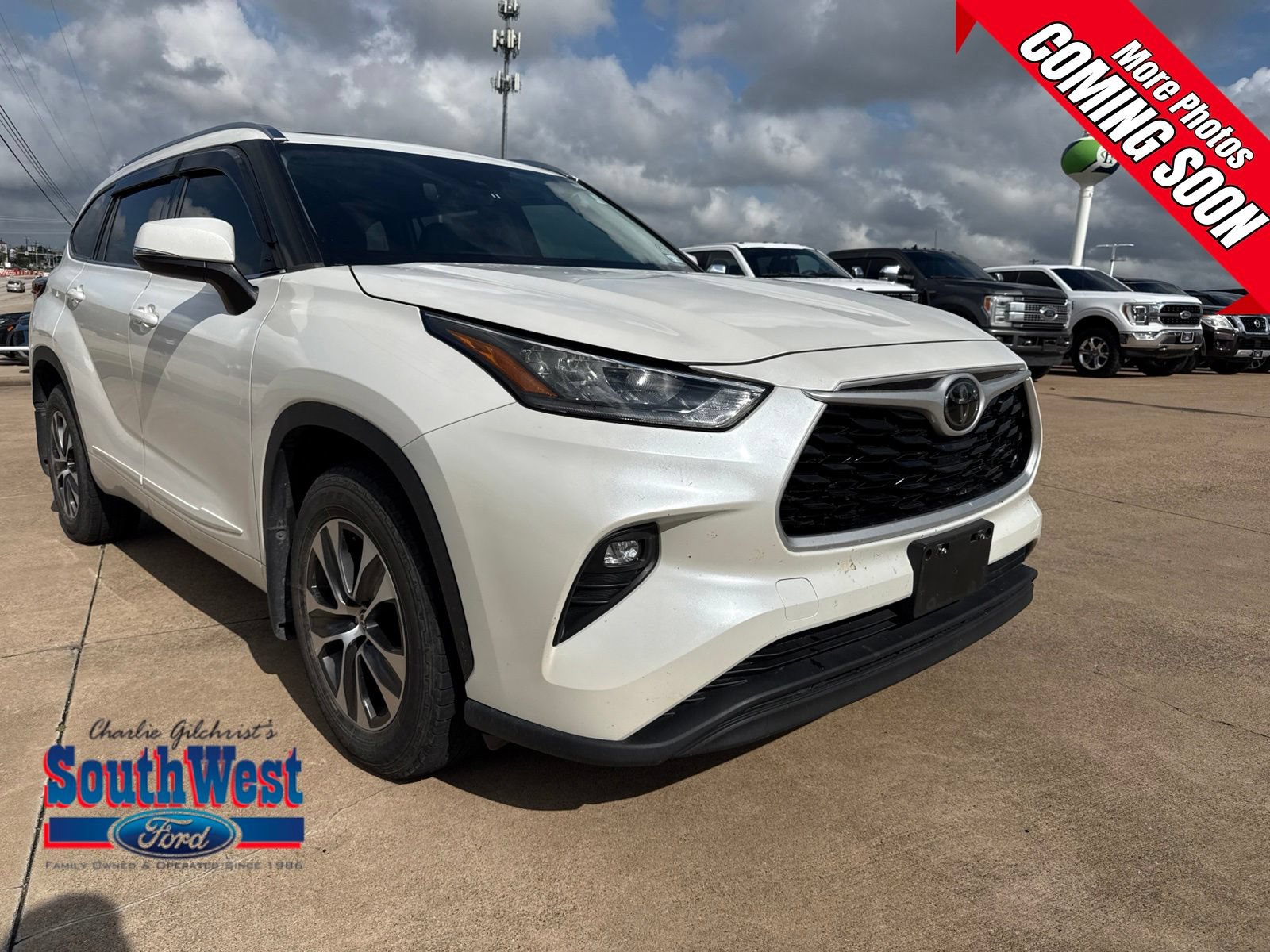 Used 2020 Toyota Highlander XLE
