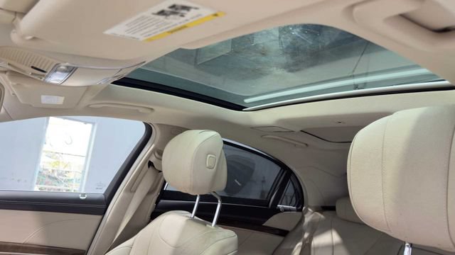 Used 2017 Mercedes-Benz S 550 Sedan image 35