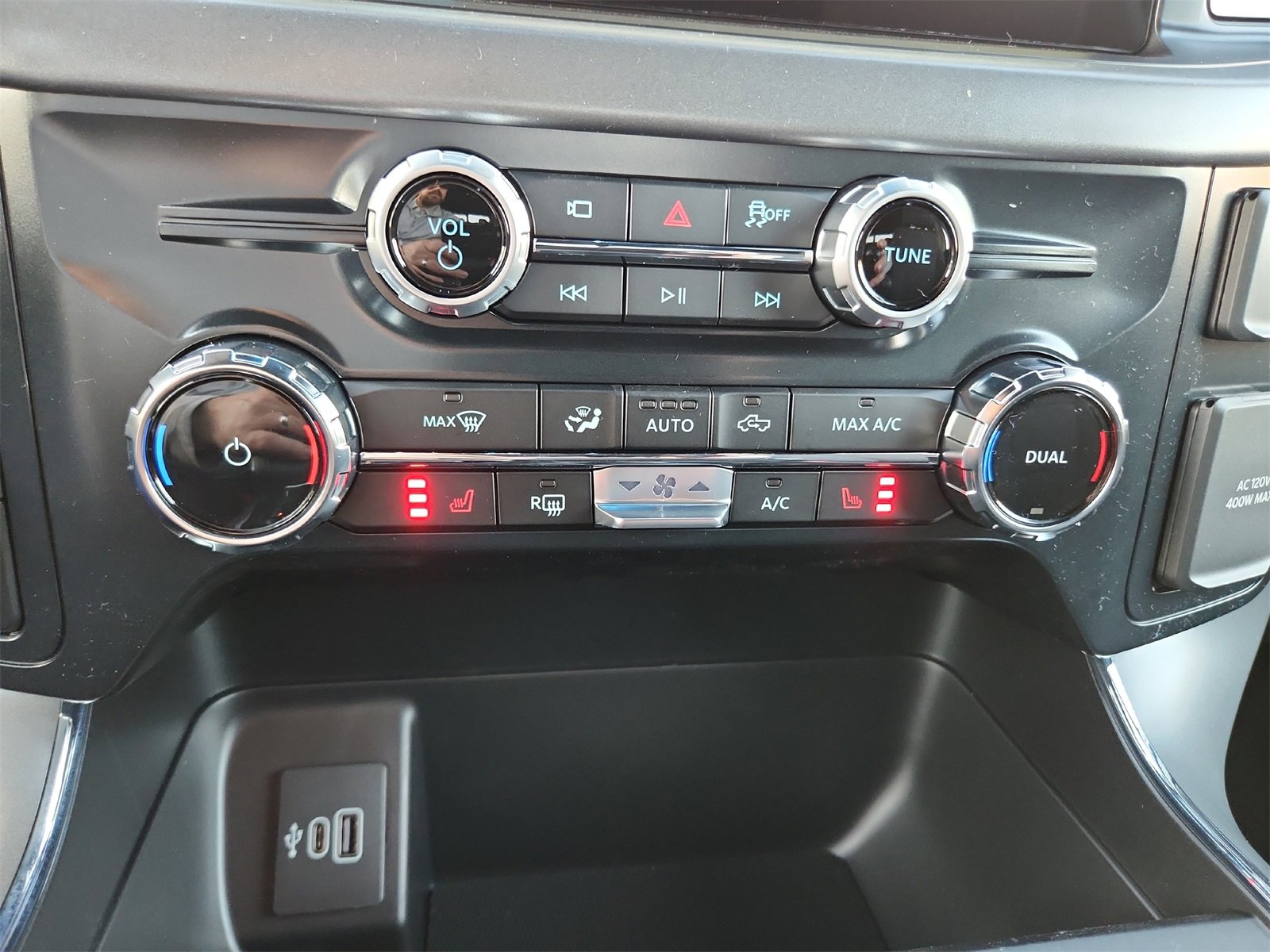 New 2026 Ford F150 XLT w/ Equipment Group 302A MID image 18