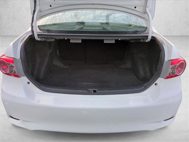 Used 2013 Toyota Corolla LE image 6
