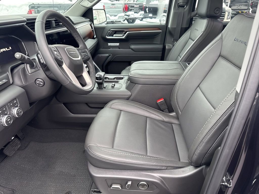 Used 2026 GMC Sierra 1500 Denali w/ Denali Reserve Package AWD/4WD image 12