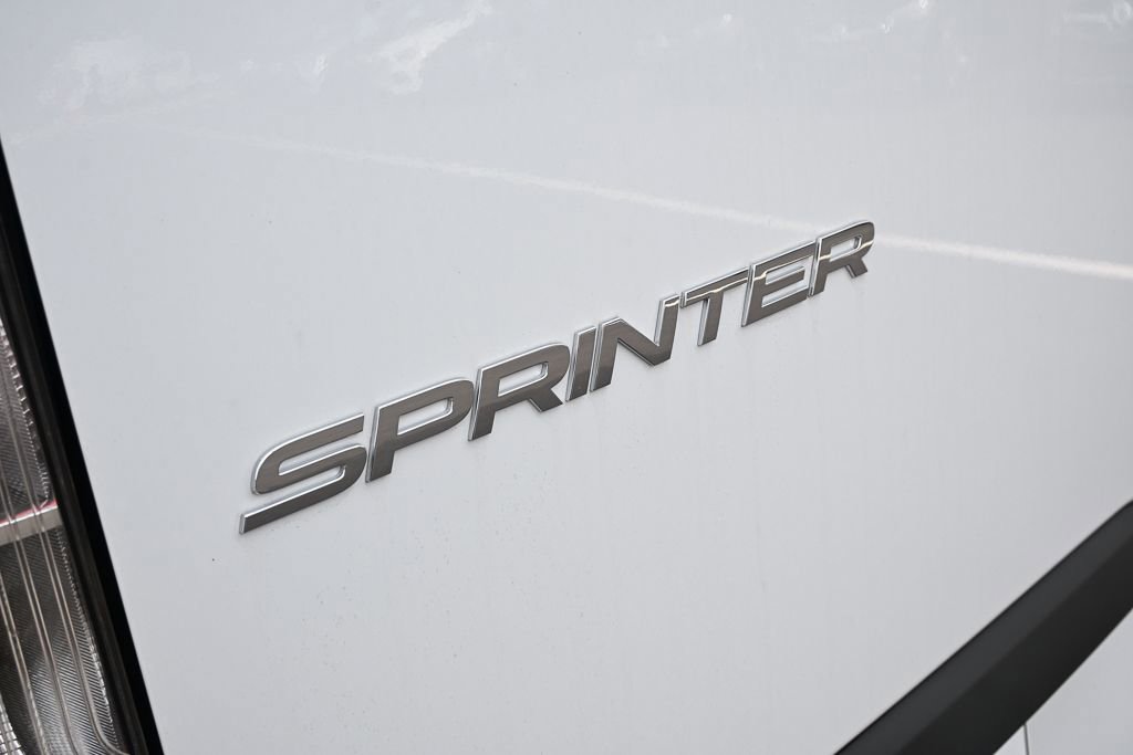 Used 2025 Mercedes-Benz Sprinter 2500 image 27