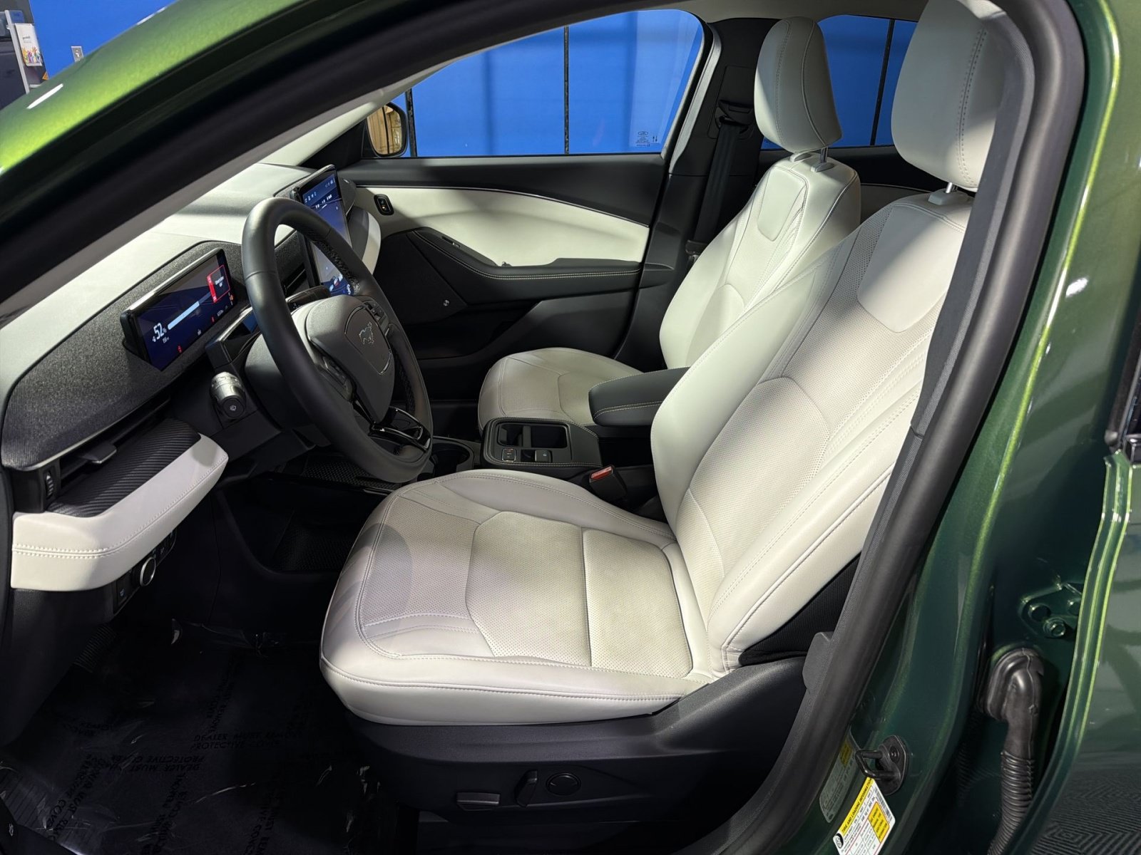 Used 2025 Ford Mustang Mach-E Premium AWD/4WD image 23