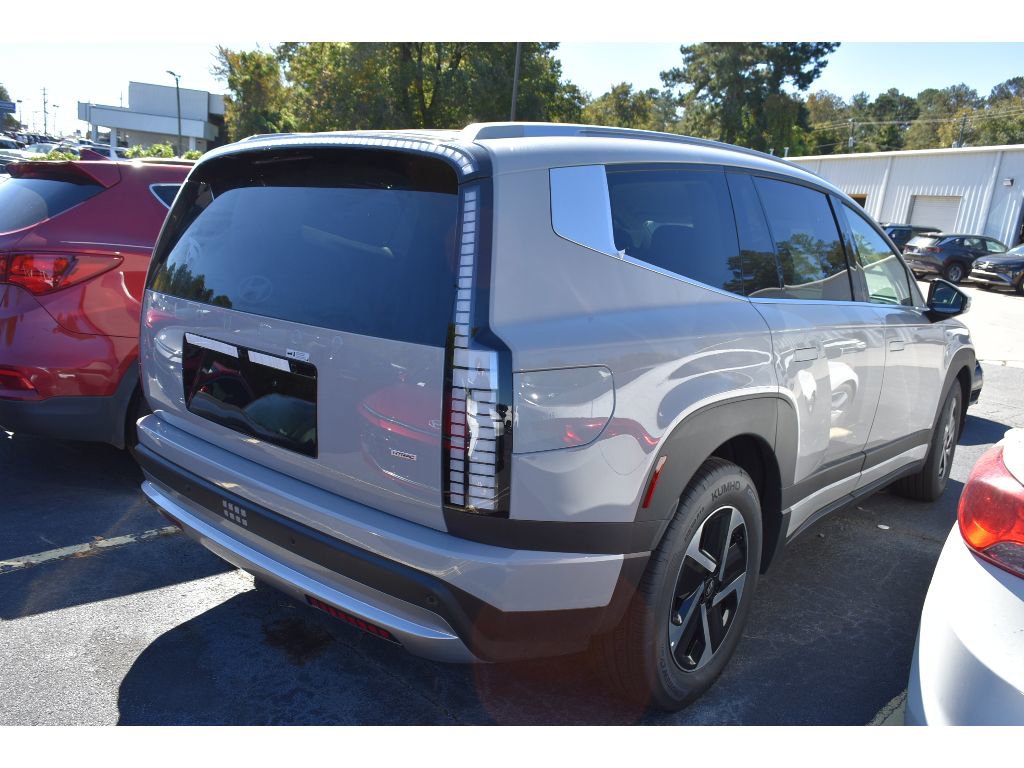 New 2026 Hyundai Ioniq 9 SE image 3