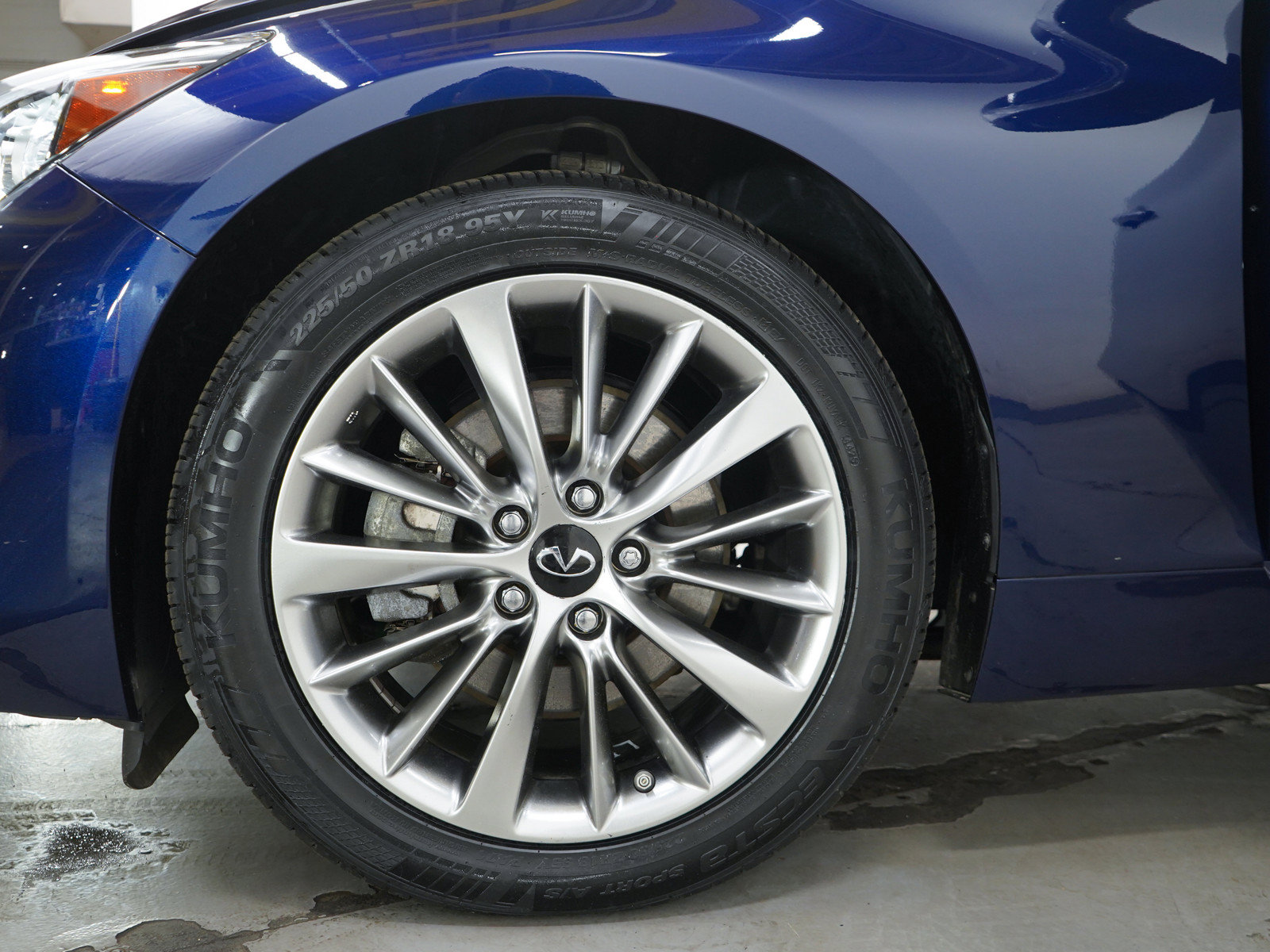 Used 2023 INFINITI Q50 Luxe AWD/4WD image 29