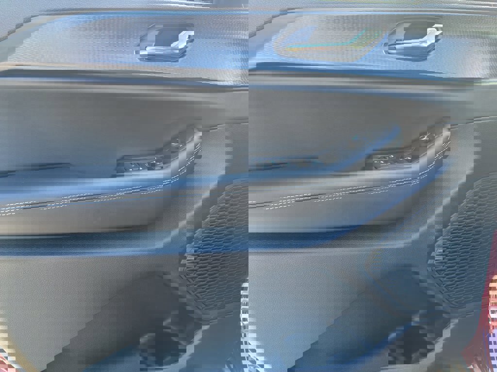 New 2025 Jeep Grand Cherokee L Altitude image 11