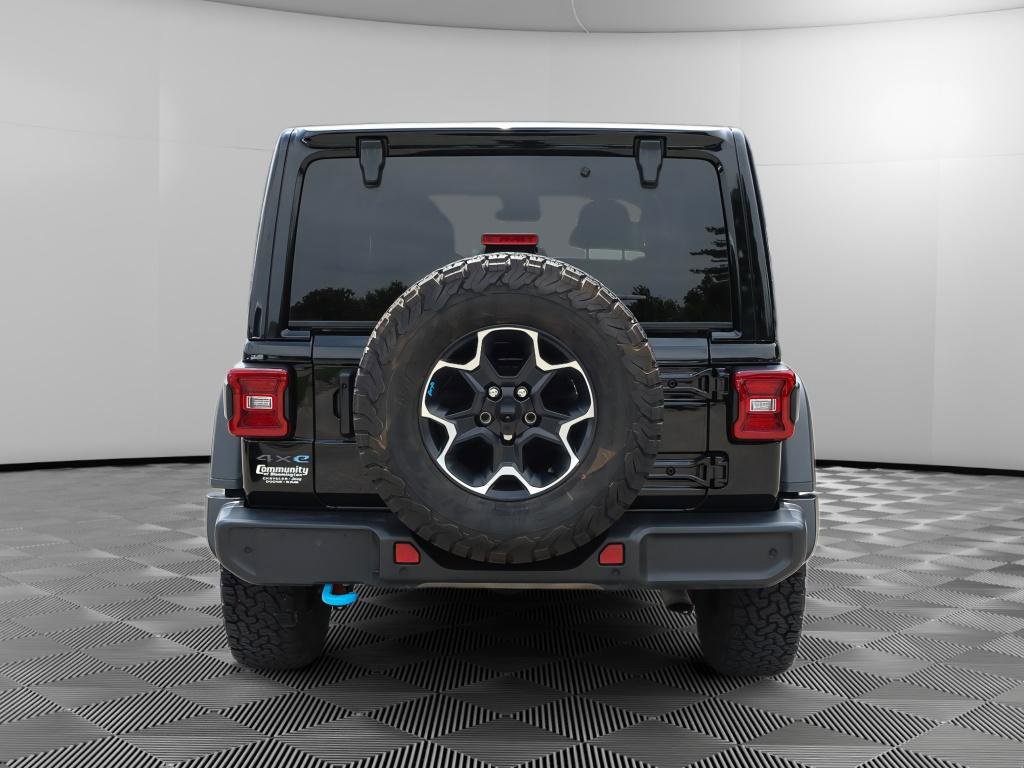 Used 2022 Jeep Wrangler Unlimited Rubicon 4xe w/ Cold Weather Group AWD/4WD image 6