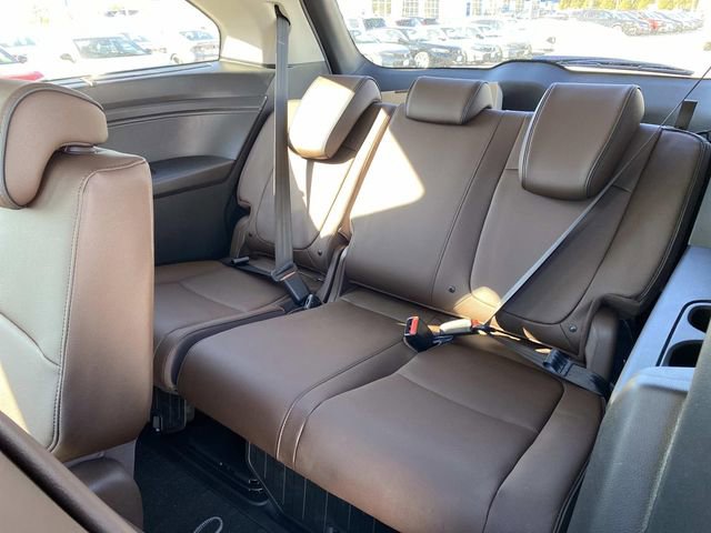 New 2026 Honda Odyssey Touring image 8