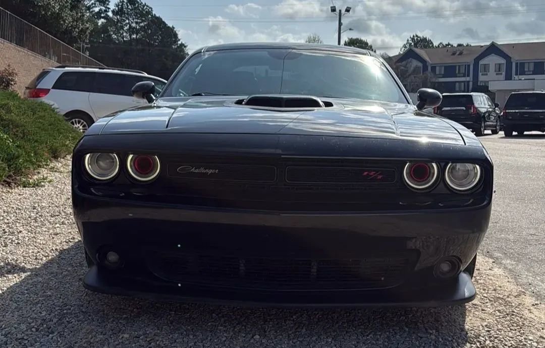 Used 2016 Dodge Challenger R/T Scat Pack RWD image 4