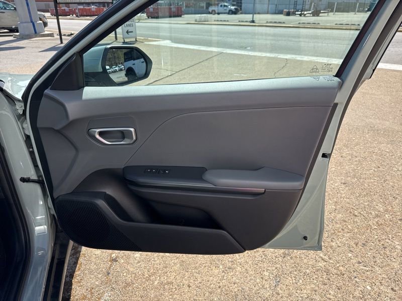 New 2026 Kia K4 LXS image 15
