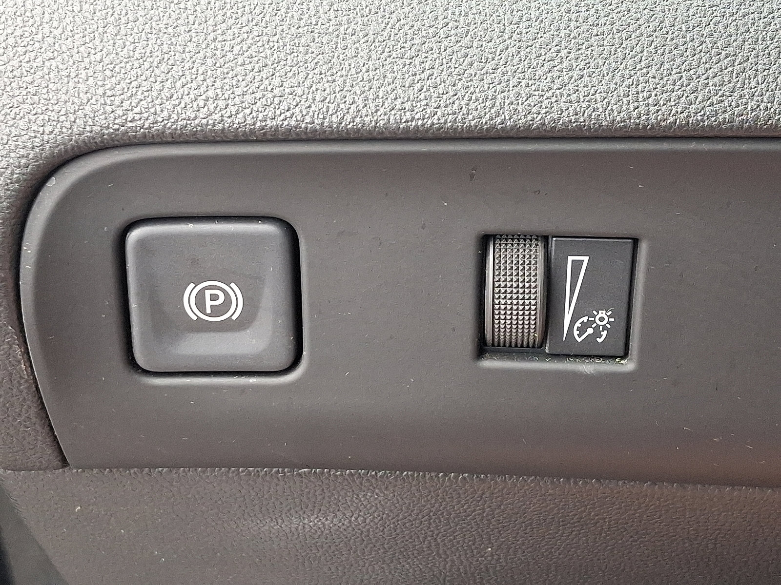 Used 2023 Buick Enclave Essence w/ Experience Buick Package image 26