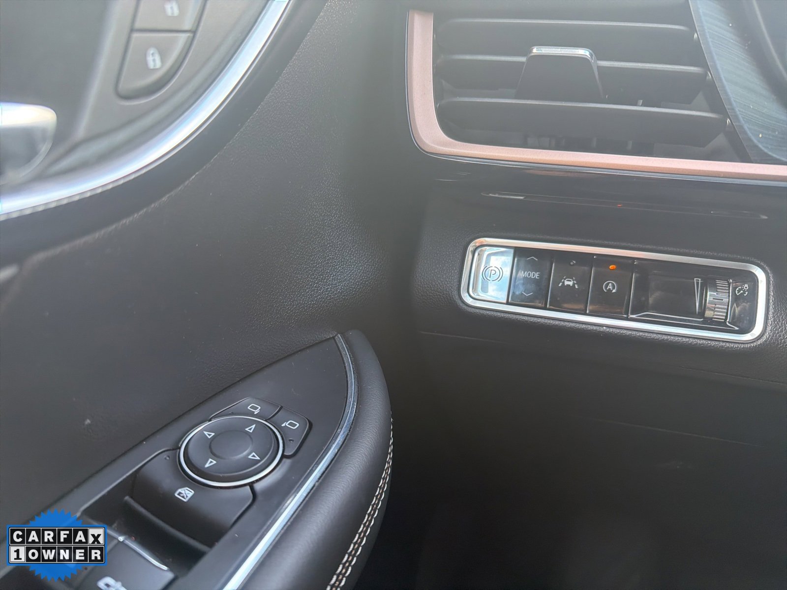 Used 2024 Buick Envision Sport Touring image 12