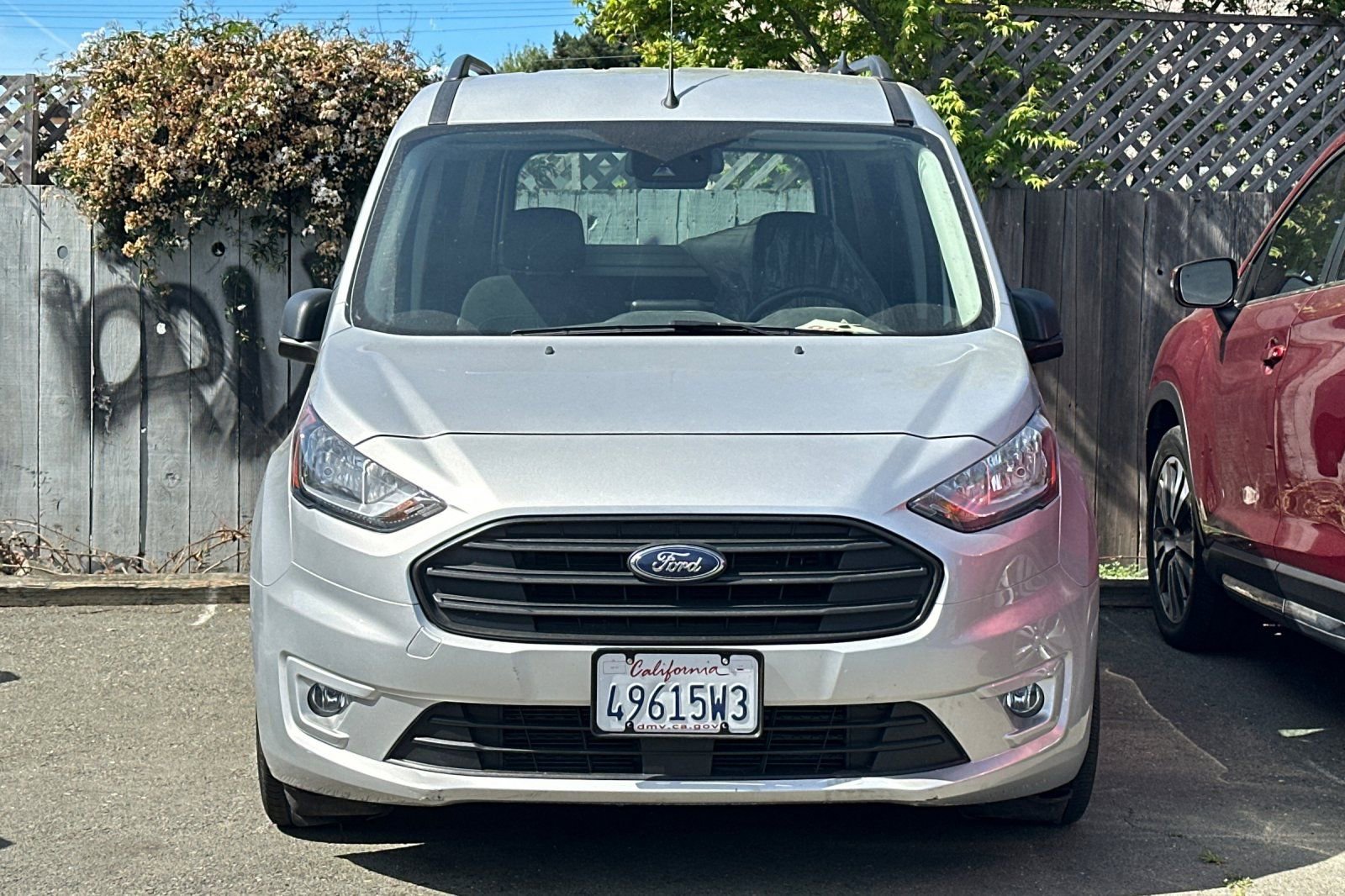 Used 2023 Ford Transit Connect XLT image 3