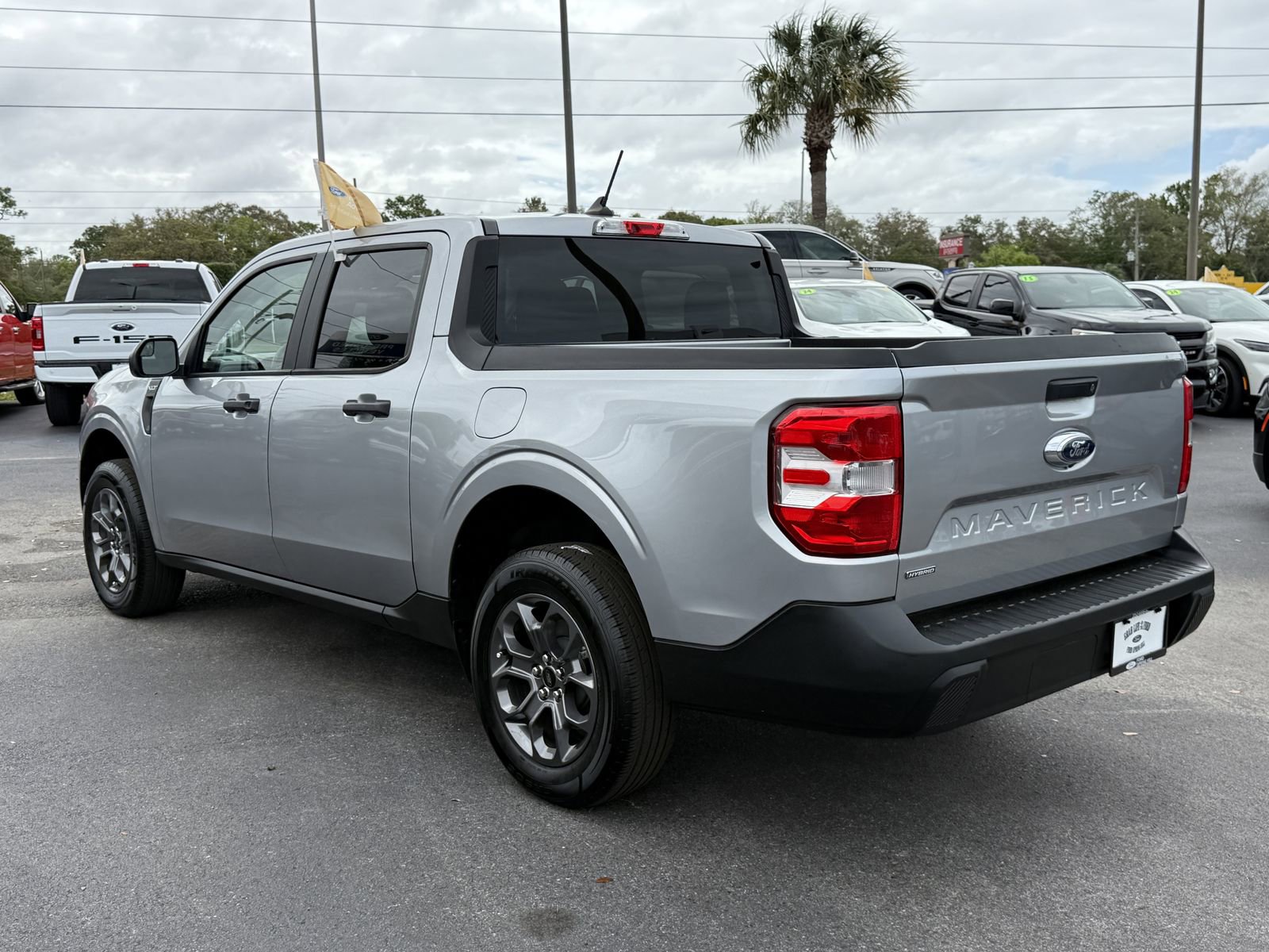 Certified 2024 Ford Maverick XLT image 6