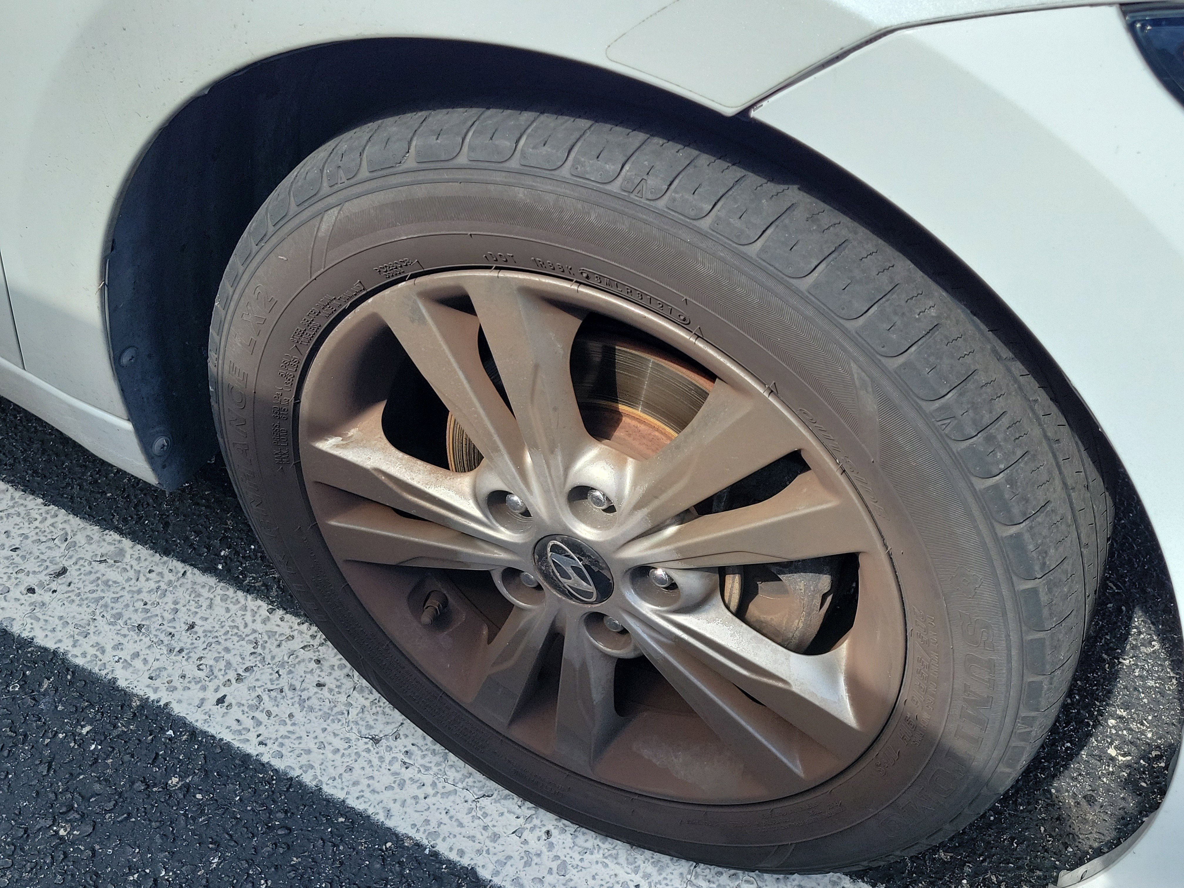 Used 2017 Hyundai Elantra Value Edition FWD image 7