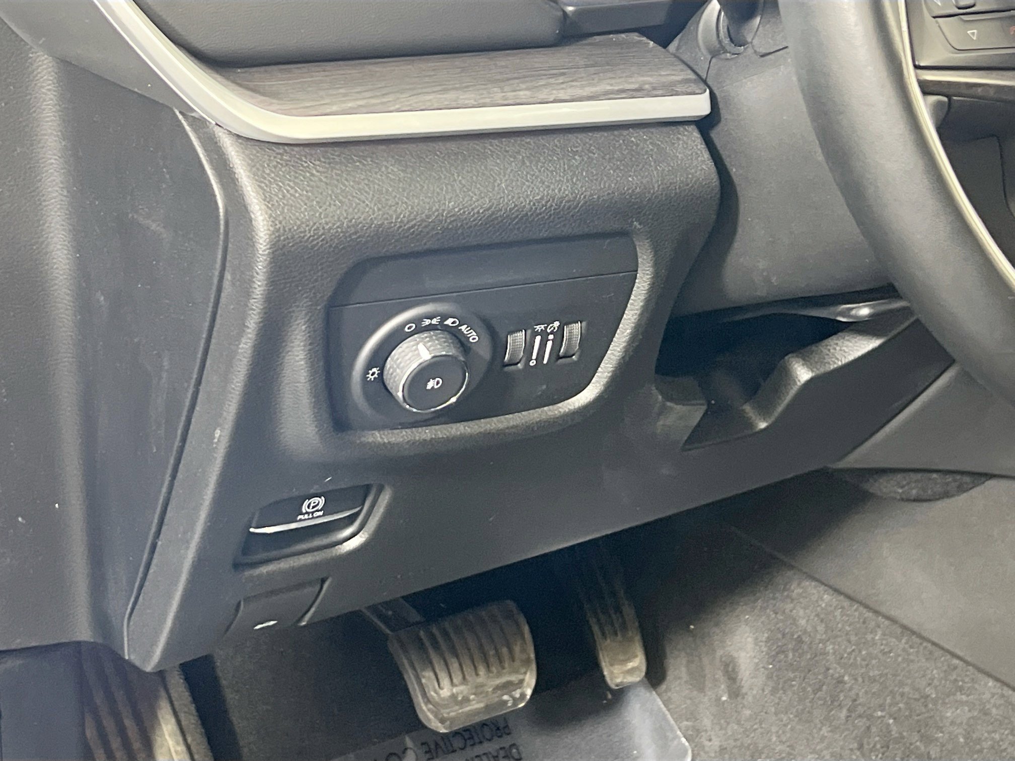 Used 2021 Jeep Grand Cherokee L Limited image 10