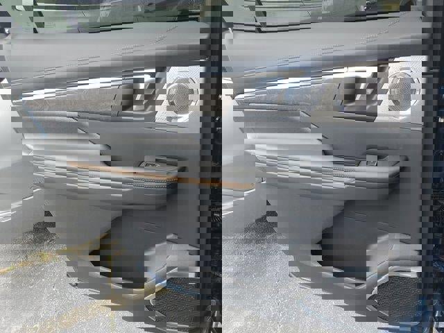 New 2026 Buick Enclave Avenir w/ Super Cruise Package image 11