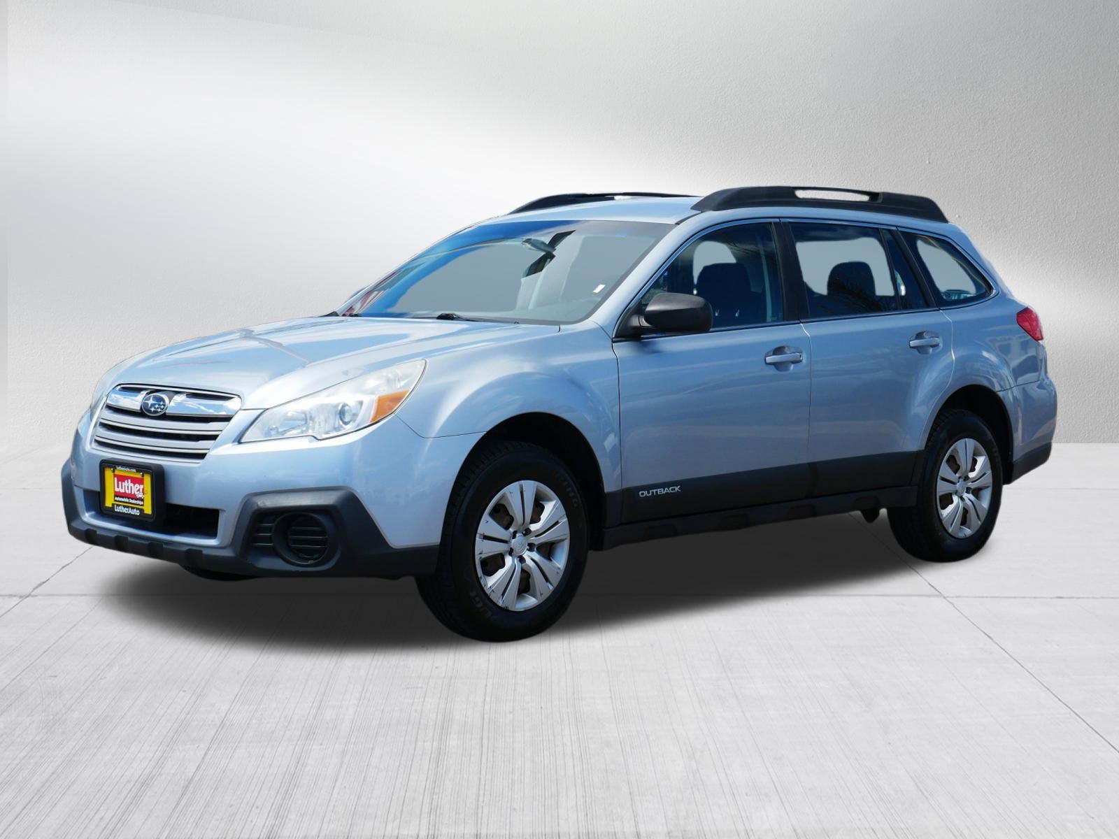 Used 2013 Subaru Outback 2.5i AWD/4WD image 3