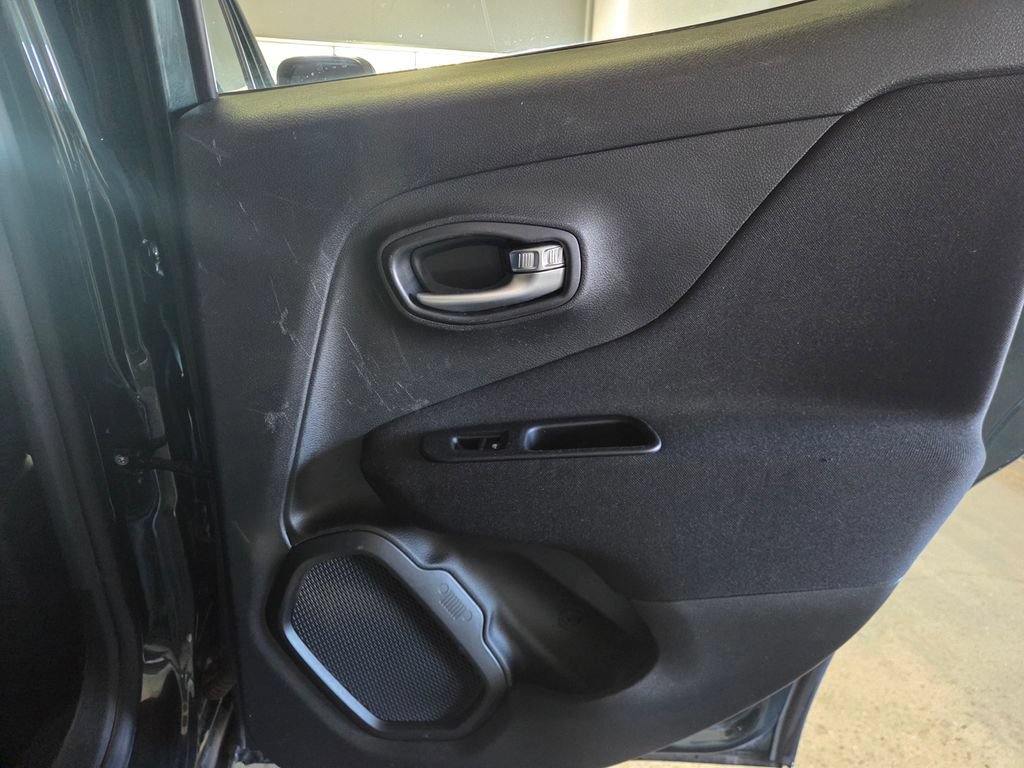 Used 2021 Jeep Renegade Sport AWD/4WD image 20
