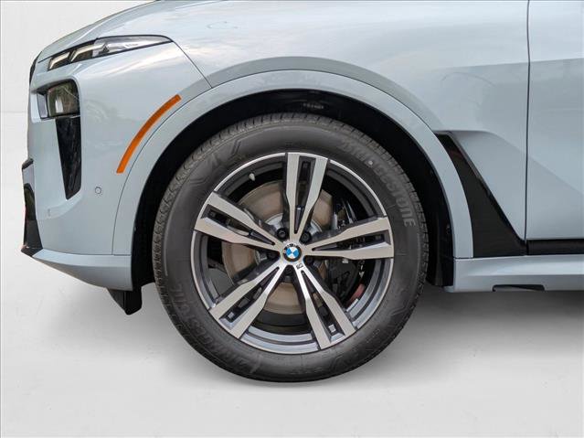 New 2026 BMW X7 M60i image 10