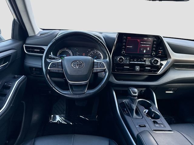 Used 2022 Toyota Highlander XLE image 21