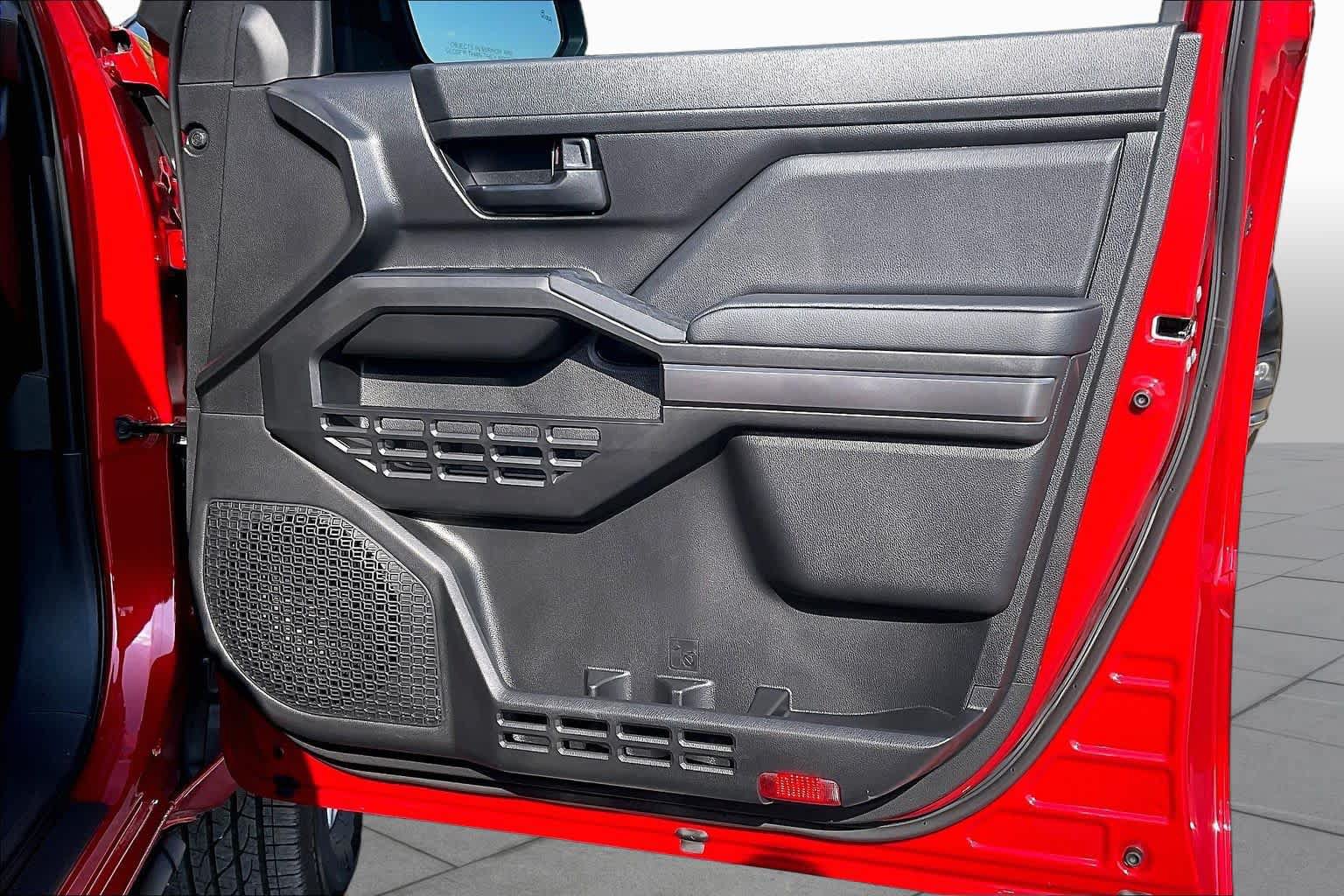 Used 2026 Toyota Tacoma SR5 AWD/4WD image 21