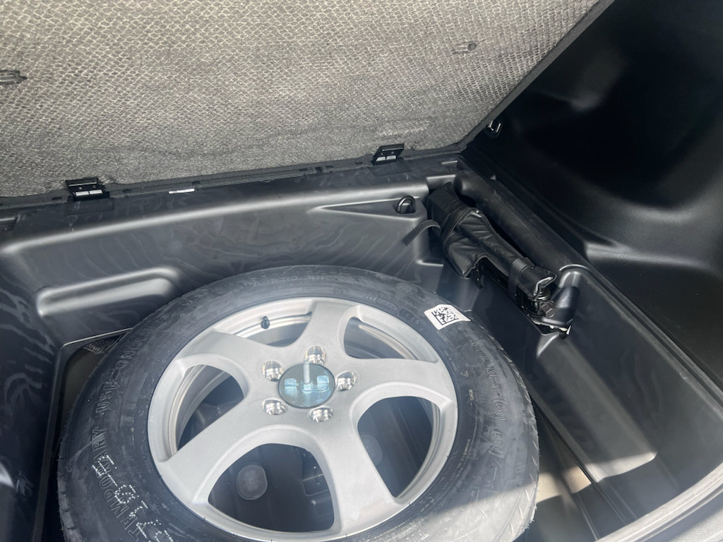 Certified 2025 Jeep Grand Cherokee Altitude RWD image 9