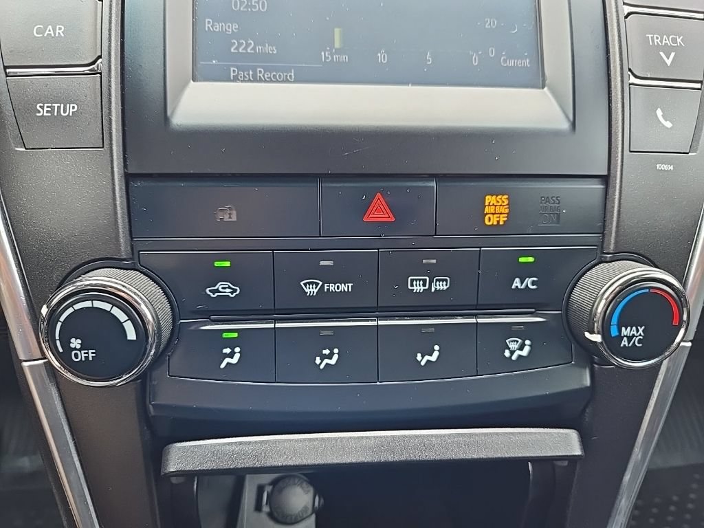 Used 2017 Toyota Camry SE FWD image 18