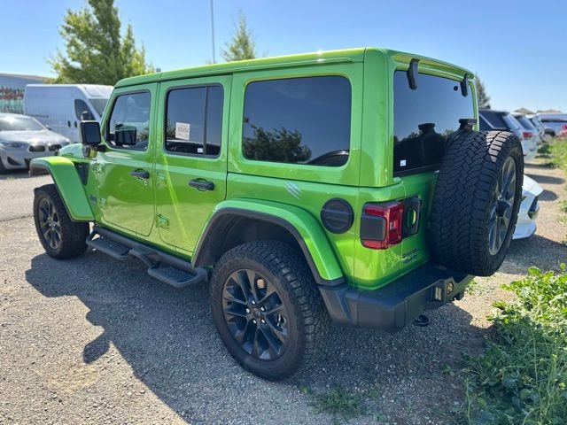 Used 2025 Jeep Wrangler Unlimited Sahara AWD/4WD image 4
