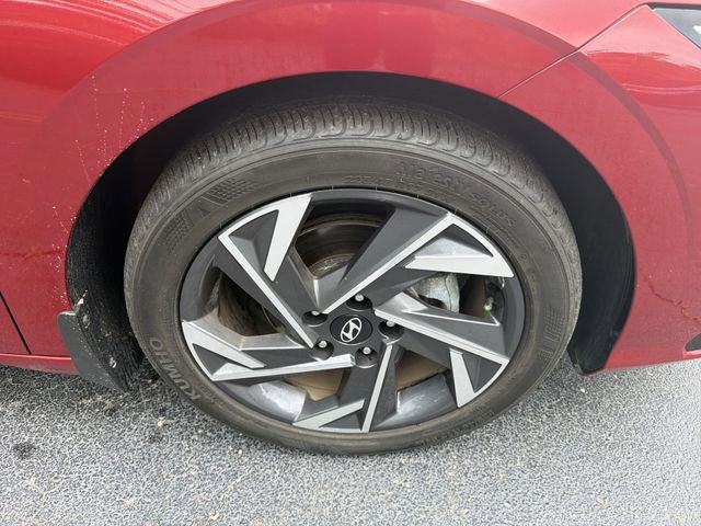 Used 2024 Hyundai Elantra SEL w/ Convenience Package FWD image 14