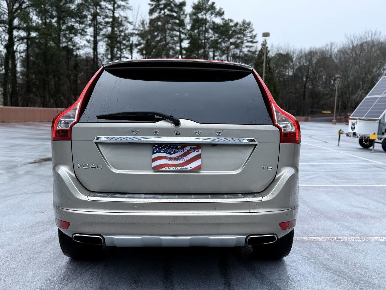 Used 2015 Volvo XC60 T5 Platinum FWD image 11