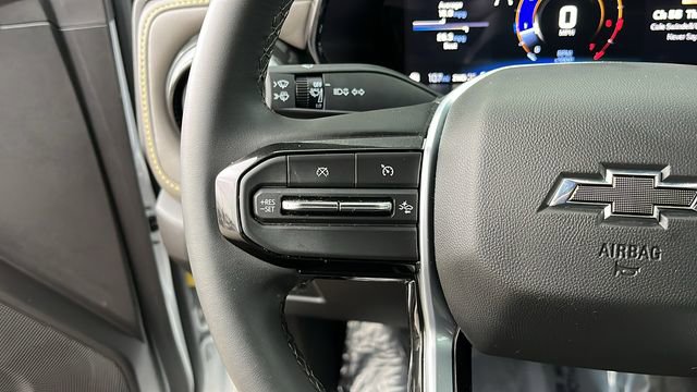 Used 2024 Chevrolet Colorado ZR2 w/ Technology Package image 9