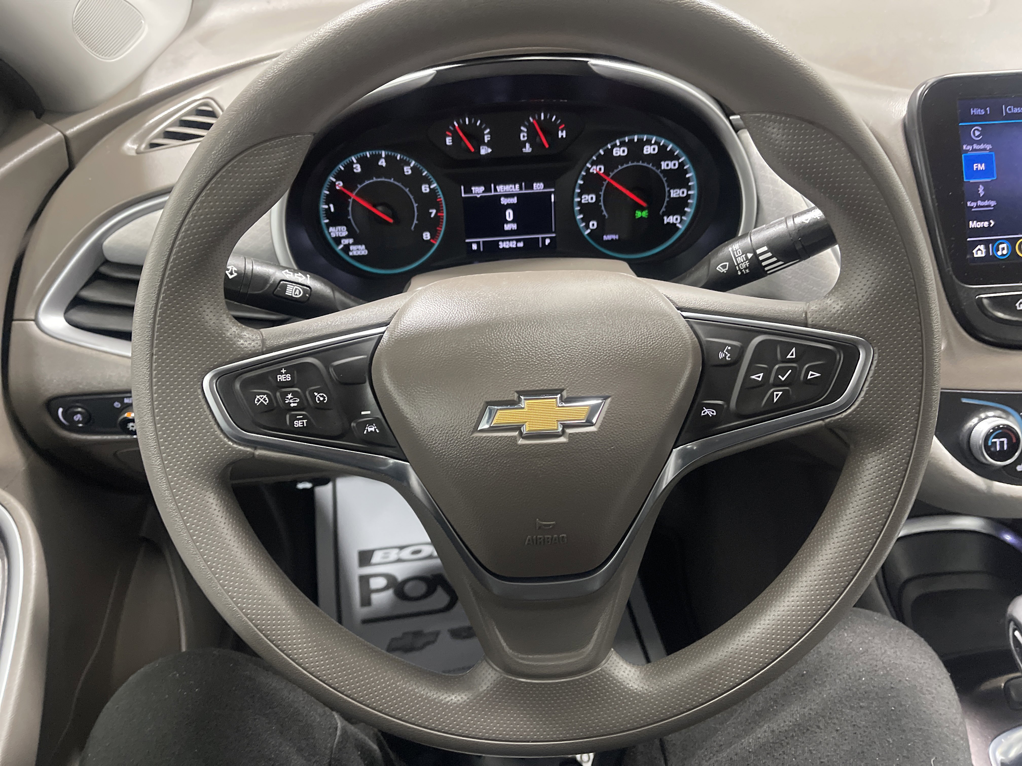 Used 2025 Chevrolet Malibu LT image 30